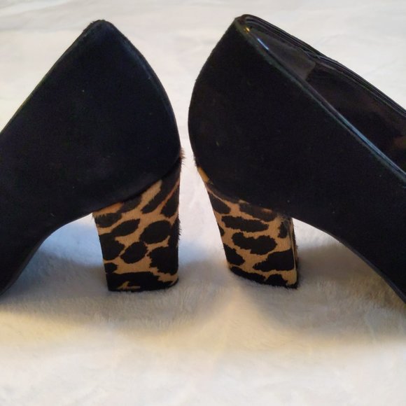 J. Renee Black Suede Leopard Print Block Heels Size 7.5 Wide Width - Picture 4 of 9